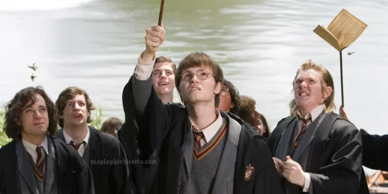 Retrato realista de los Merodeadores de Harry Potter en Hogwarts