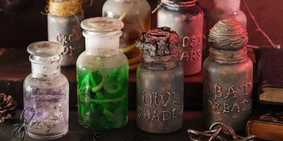 decoracion de frascos para un halloween potterhead