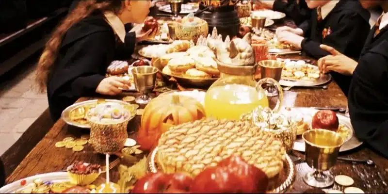 El primer banquete de Navidad en el Gran Comedor