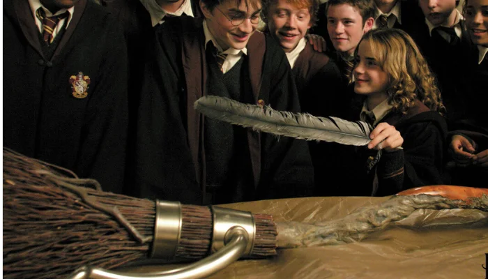El misterio de la Saeta de Fuego primeras sospechas en Hogwarts