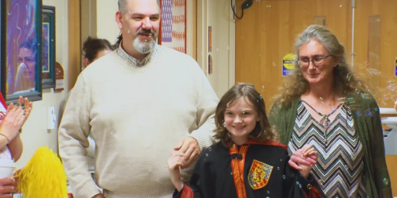Más allá de Hogwarts: una niña vence el cáncer y recupera la alegría de ser niña 2 Cuando Harry Potter inspira una victoria real contra el cancer